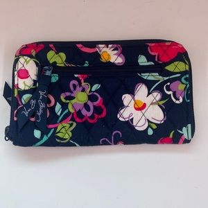 Vera Bradley hand wallet
